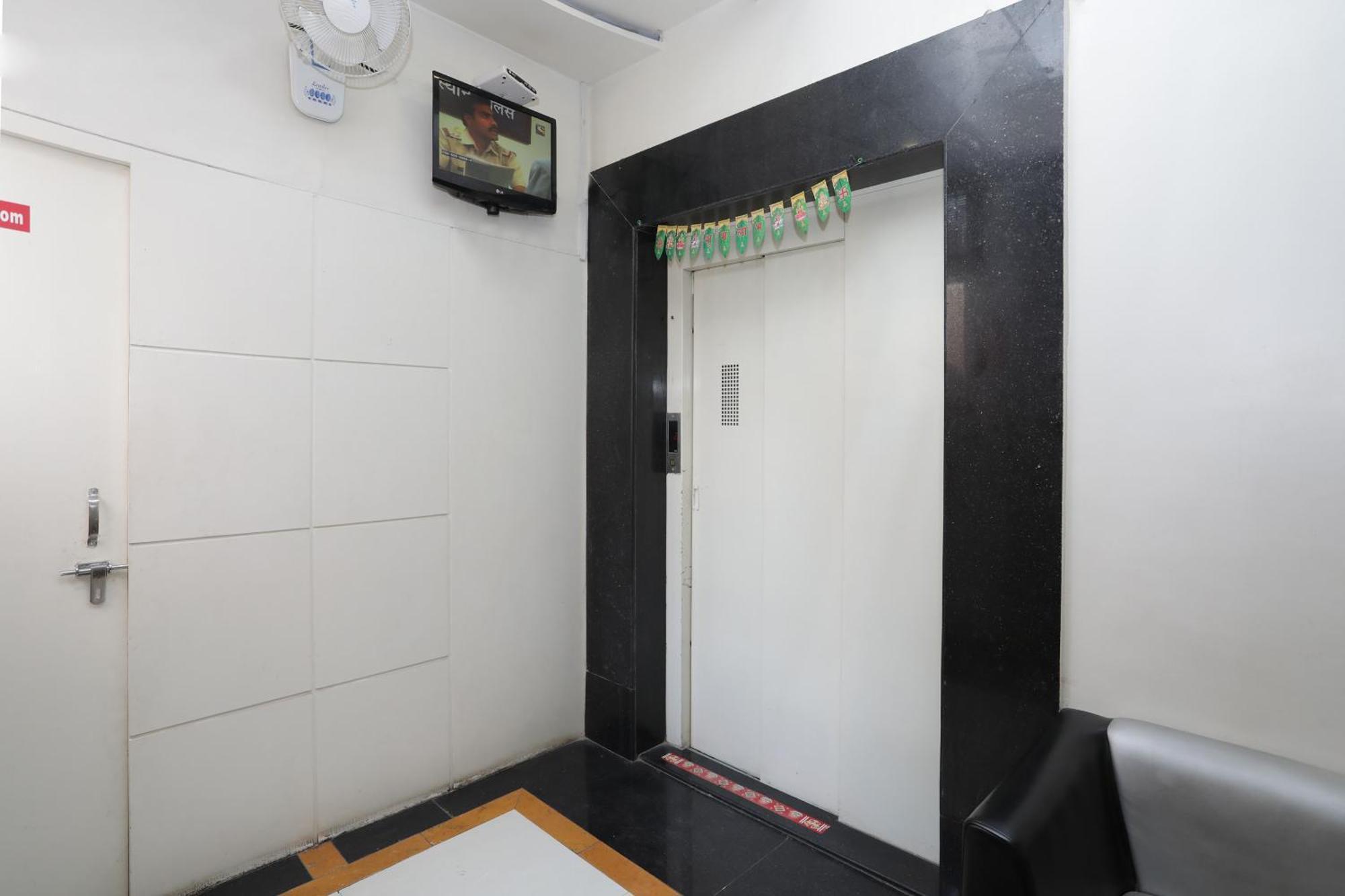 Hotel O Everest Inn Hotel Pune Dış mekan fotoğraf