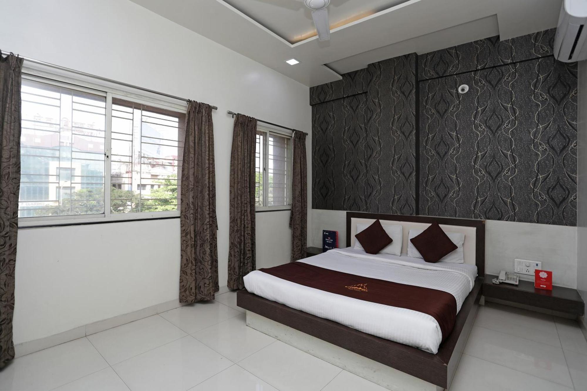 Hotel O Everest Inn Hotel Pune Dış mekan fotoğraf