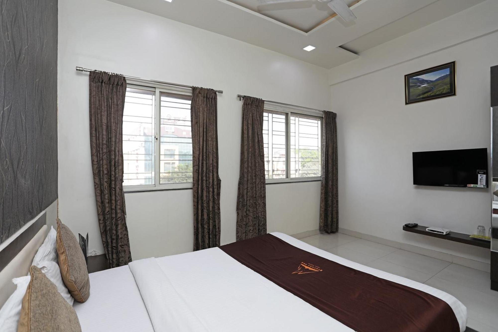 Hotel O Everest Inn Hotel Pune Dış mekan fotoğraf